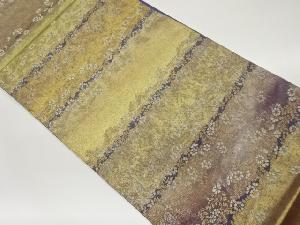 引箔横段に草花模様織出し袋帯